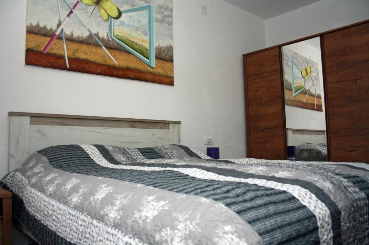 "Art House" Rovinj-Holiday, Holiday Home To Rent Rovinjsko Selo Exterior foto